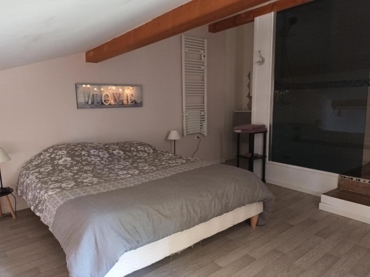 Appartement T2 Au Coeur Du Village Cleon-d'Andran Exterior photo